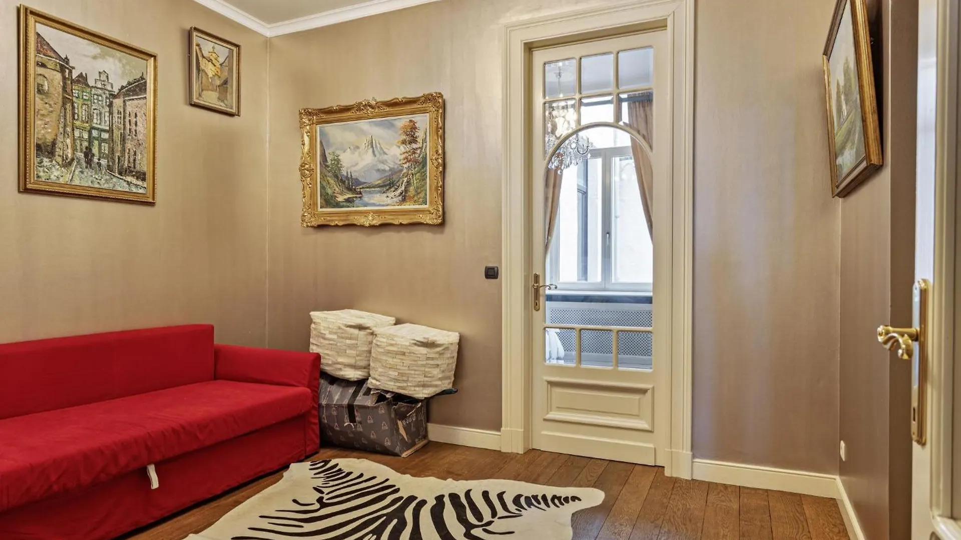 Spacious Apartment Near Grote Markt Antwerp