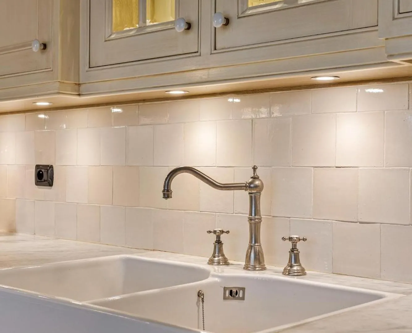 Spacious Apartment Near Grote Markt Antwerp Belgium