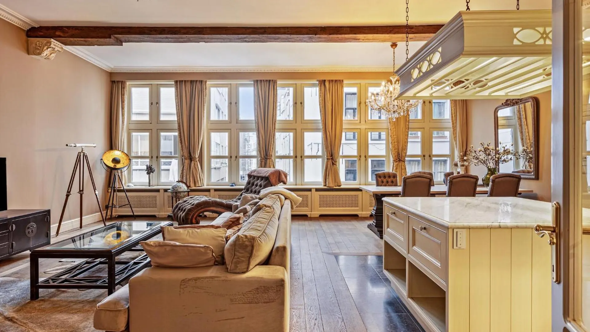 Spacious Apartment Near Grote Markt Antwerp